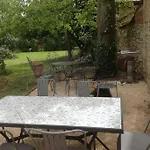 Ancien Presbytere Au Coeur Du Village *