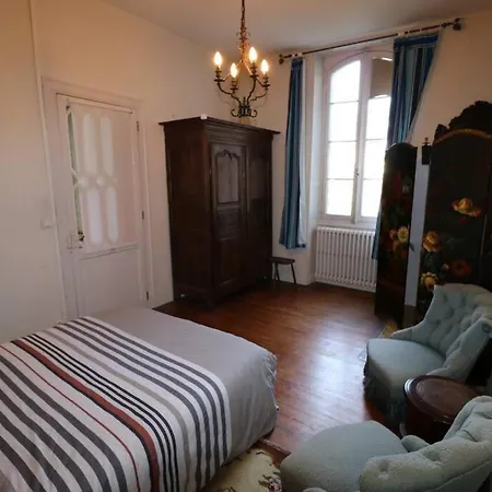 度假居 Ancien Presbytere Au Coeur Du Village Mauvezin (Gers)