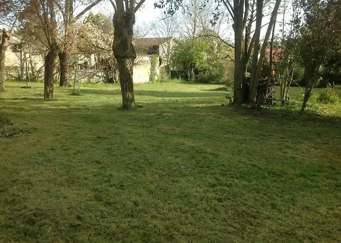 Ancien Presbytere Au Coeur Du Village 펜션