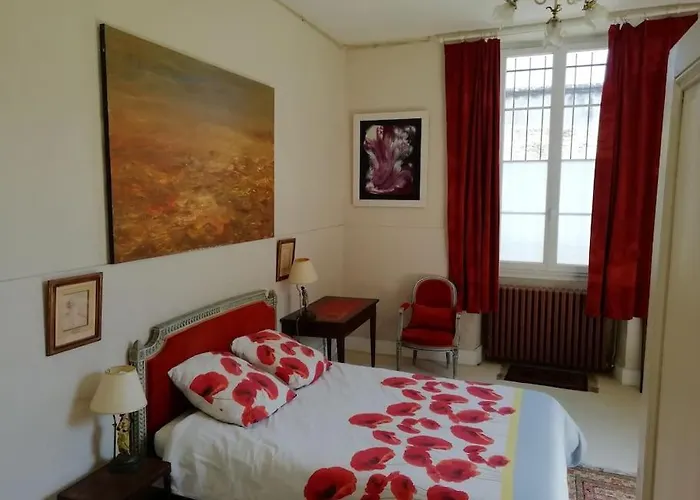 Ancien Presbytere Au Coeur Du Village 度假居 *