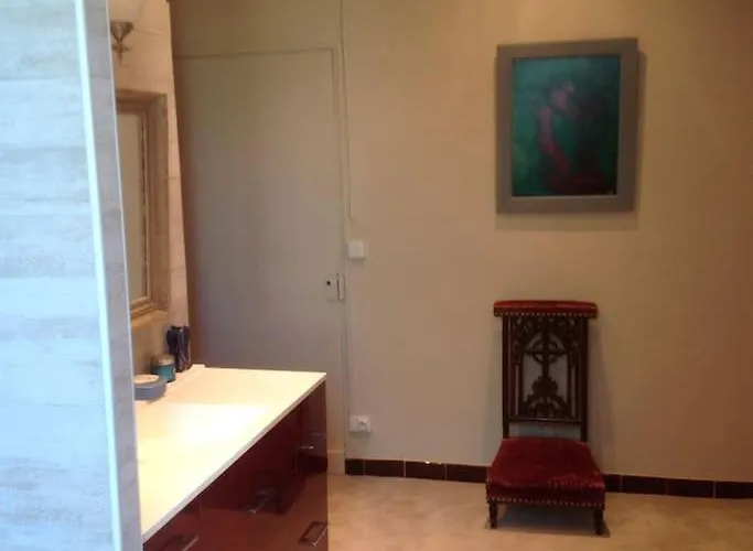 Ancien Presbytere Au Coeur Du Village * Mauvezin (Gers)