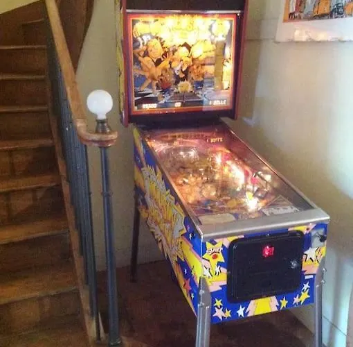 Ancien Presbytere Au Coeur Du Village Mauvezin (Gers)