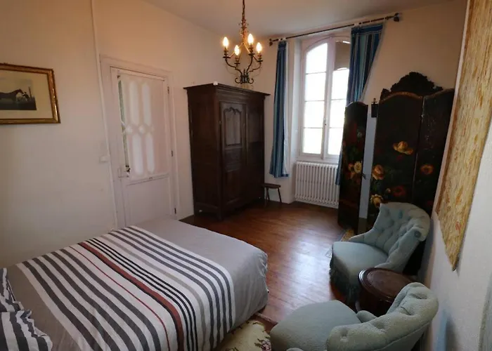 度假居 Ancien Presbytere Au Coeur Du Village Mauvezin (Gers)