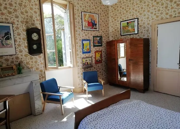 度假居 Ancien Presbytere Au Coeur Du Village *