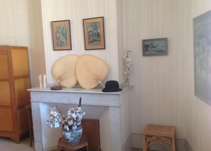 Ancien Presbytere Au Coeur Du Village * Mauvezin (Gers)