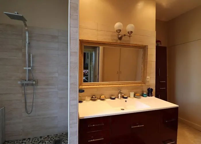 Ancien Presbytere Au Coeur Du Village * Mauvezin (Gers)