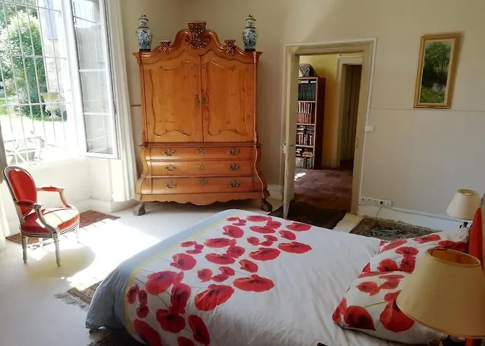 Ancien Presbytere Au Coeur Du Village * Mauvezin (Gers)