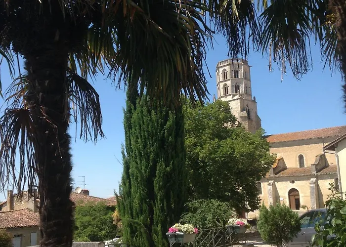 度假居 Ancien Presbytere Au Coeur Du Village *